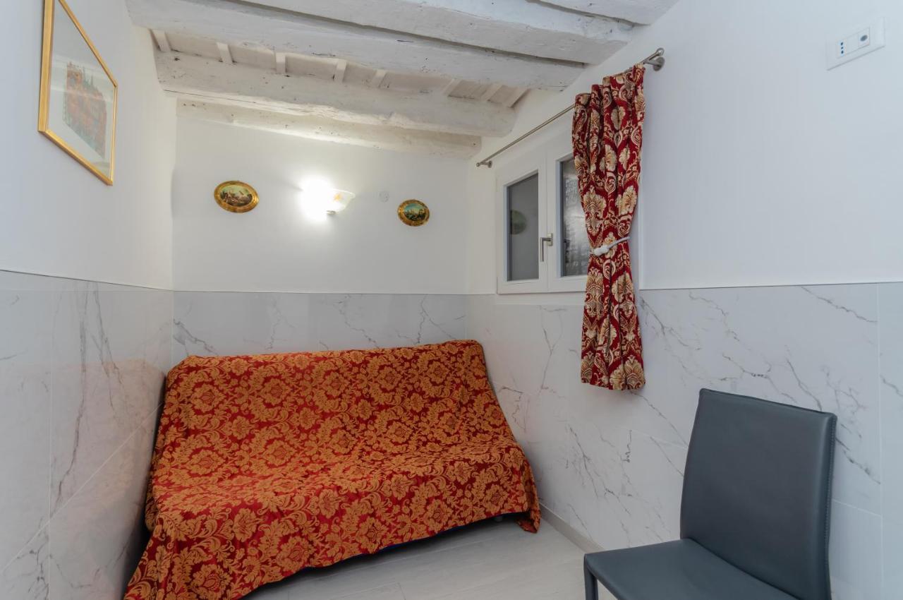 Palazzo Dolfin - Piazza San Marco Lovely Apartment Venetië Buitenkant foto